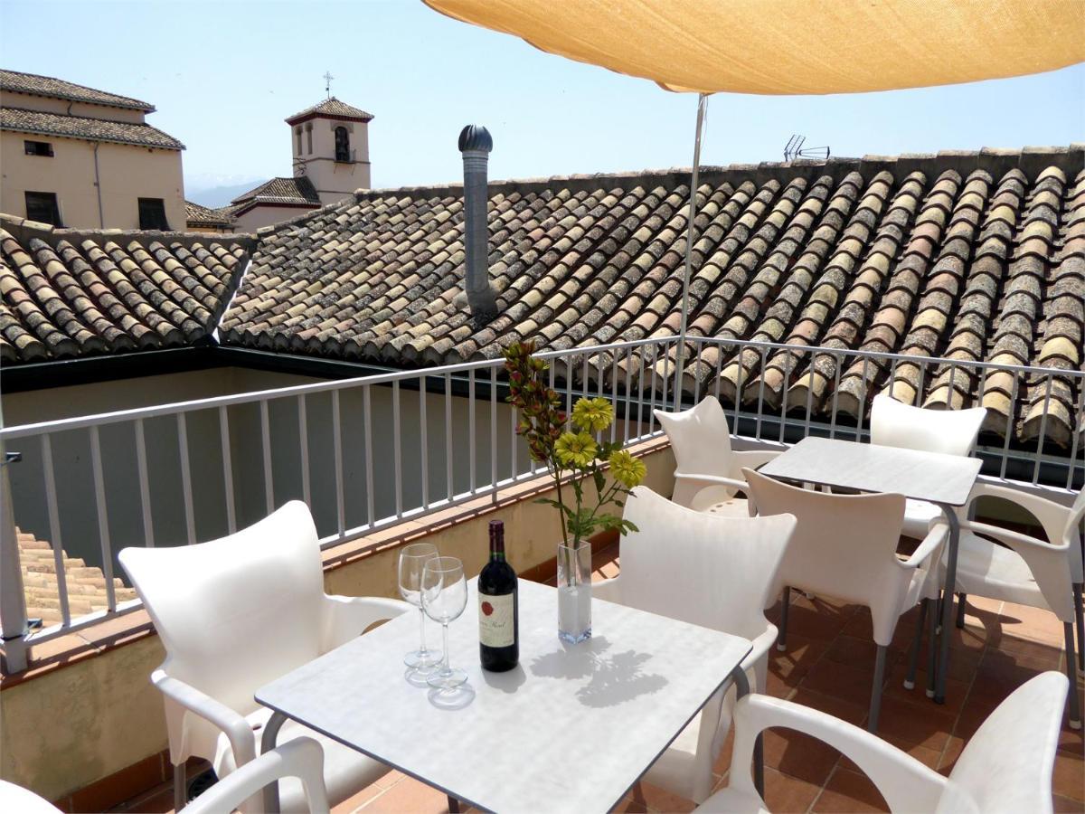 Apartamentos Laurel Suites Granada Luaran gambar